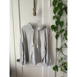 Stars Above women’s size 2x-large gray sweater